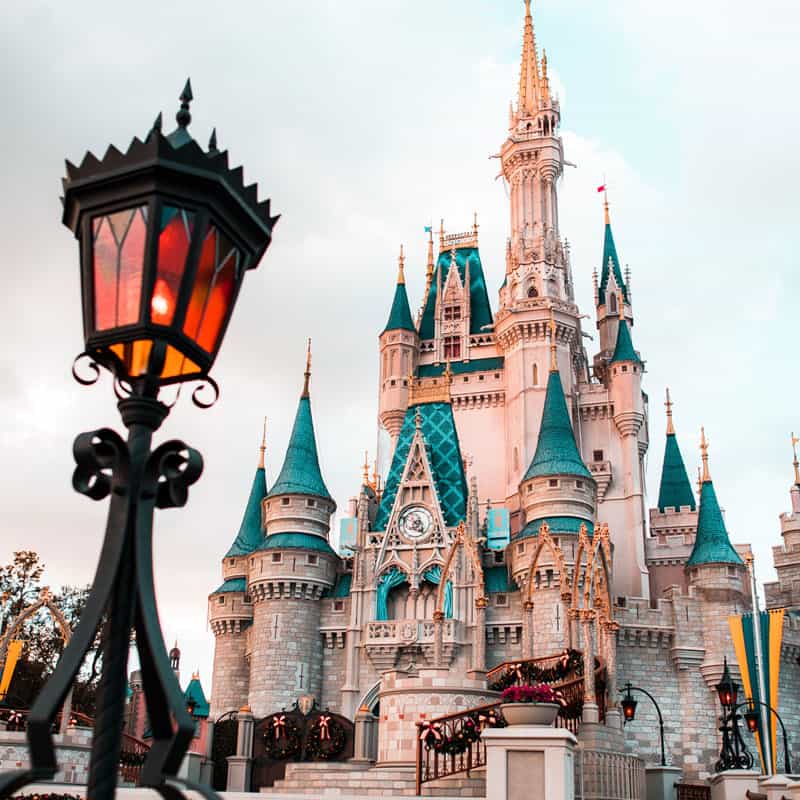cinderellas-castle-in-magic-kingdom