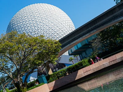 Spaceship Earth Spaceship Earth