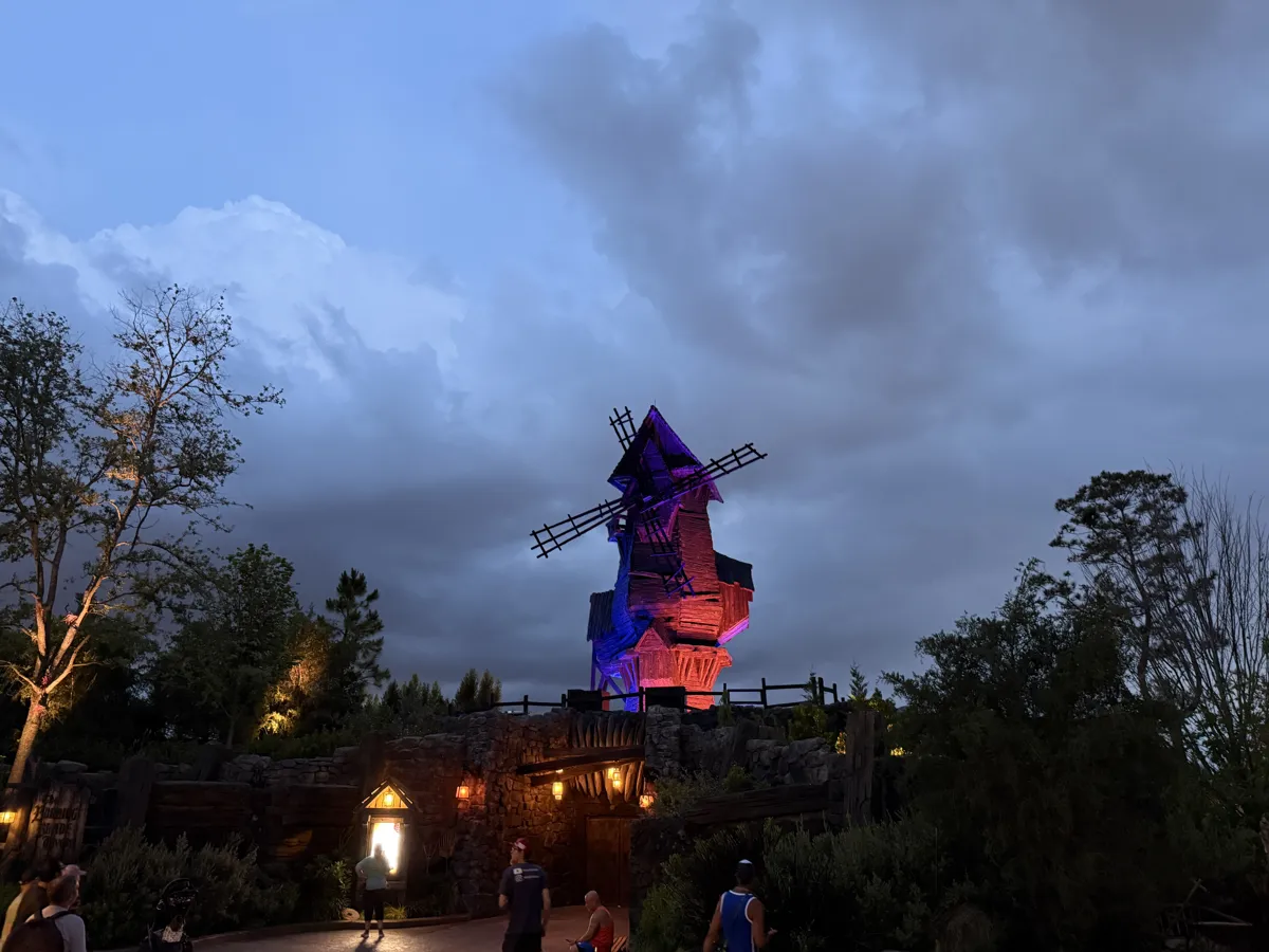 The Burning Blade Tavern en Dark Universe en Epic Universe, Universal Orlando