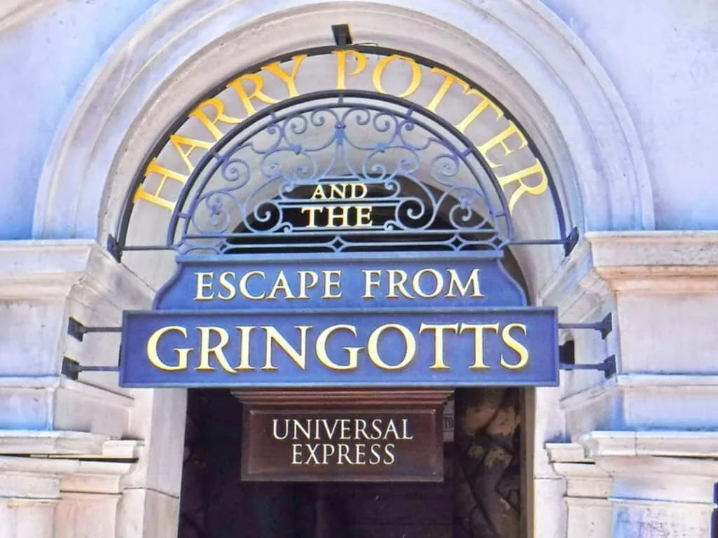 Entrada de Universal Express en Escape from Gringotts en Universal Studios, Universal Orlando
