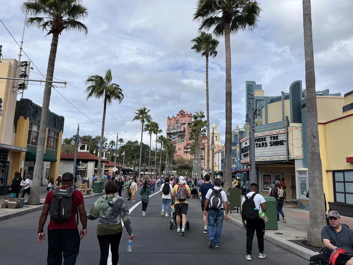 Sunset Boulevard, donde está Fairfax Fare, en Hollywood Studios