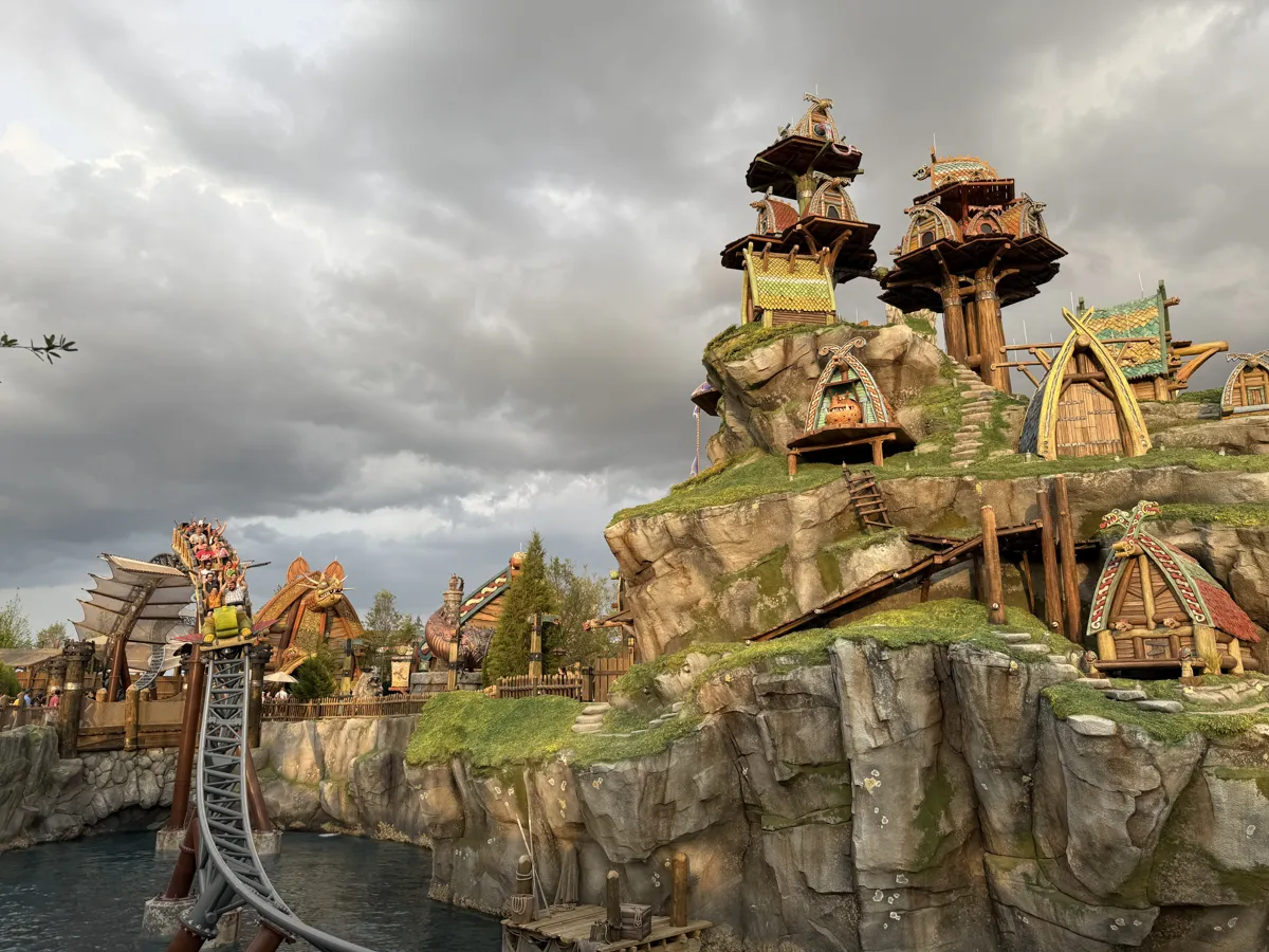 Hiccup’s Wing Gliders