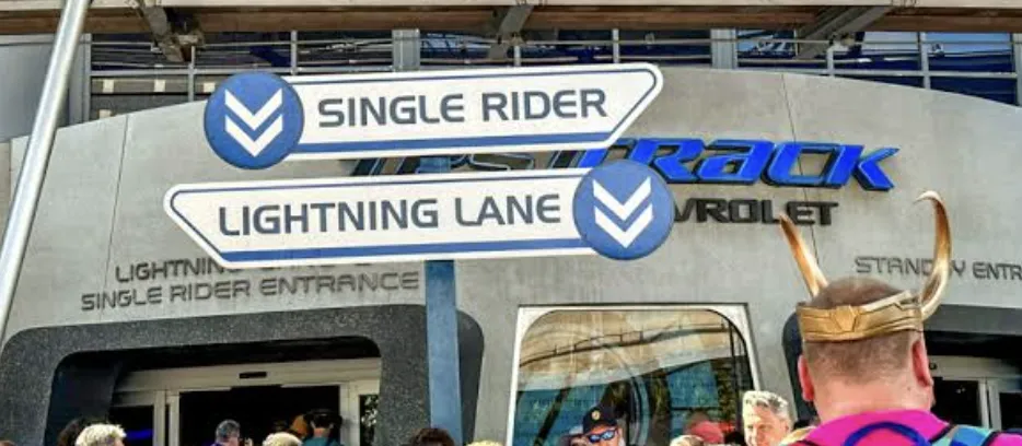Entrada Lightning Lane de Test Track en EPCOT, Walt Disney World